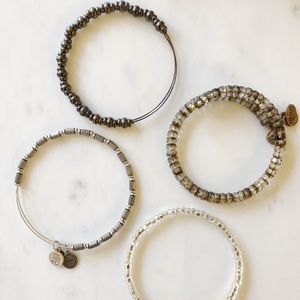 ALEX AND ANI BUNDLE🤍🤍